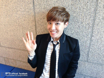 #防弹少年团#郑号锡#j-hope 脸书更新：【1年中最充满希望的一天！防弹少年团中担任舞蹈队长的积极王hope 生日快乐！生日祝福未公开照片大公开！】 22nd Hopeful Hope's day 2015 part2 ​​​