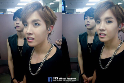 #防弹少年团#郑号锡#j-hope 脸书更新：【1年中最充满希望的一天！防弹少年团中担任舞蹈队长的积极王hope 生日快乐！生日祝福未公开照片大公开！】 22nd Hopeful Hope's day 2015 part 3