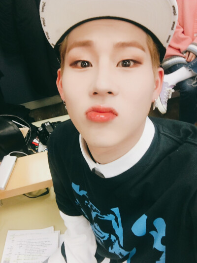 ❤❤MONSTAX 李周宪
170324官咖更新