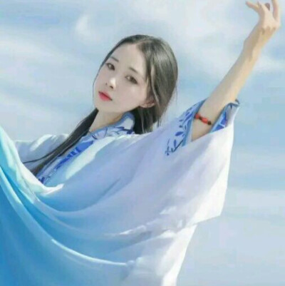 古风头像·真人/初雨凉笙叹，夙雪夜归寒。