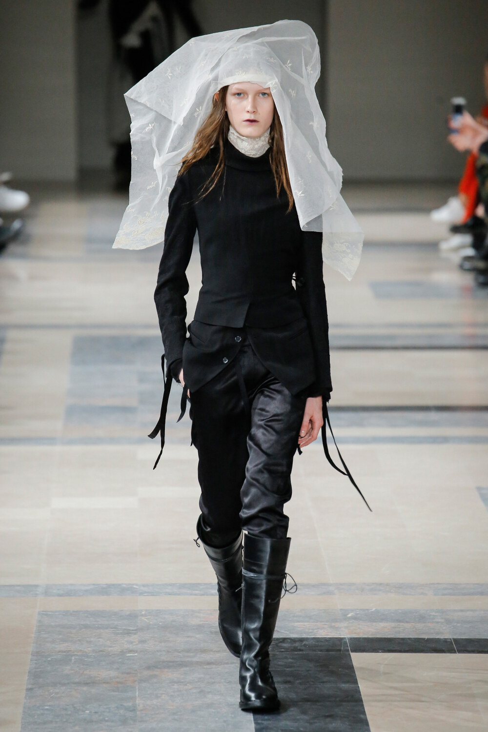 anndemeulemeester安迪穆拉米斯特2017巴黎秋冬高级成衣系列