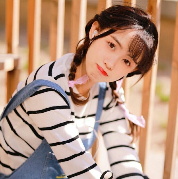 女生小清新气质头像女头意境治愈系自截头像by时疚