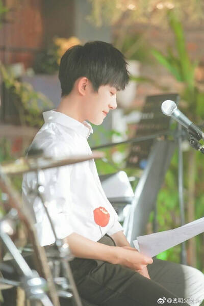 tfboys 易烊千玺