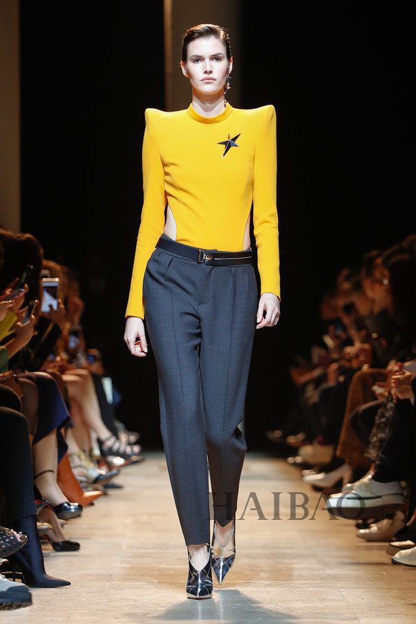 2017秋冬巴黎时装周穆勒mugler女装秀