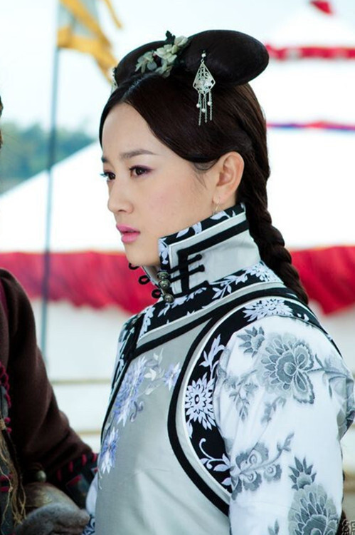 美人无泪-海兰珠-张檬饰