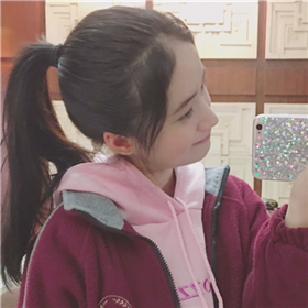 这次是我先推开你了，再也不要做个总被丢下的可怜鬼。
