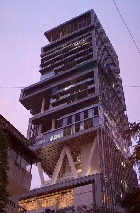 位于美国亚利桑那州的世界最高独户目前正在拍卖,标价150万美元(约合