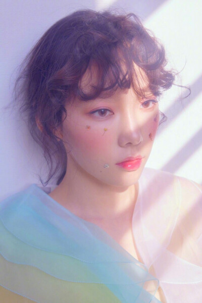 金泰妍 少女时代 taeyeon官网更新TAEYEON MY VOICE DELUXE EDITION 预告图