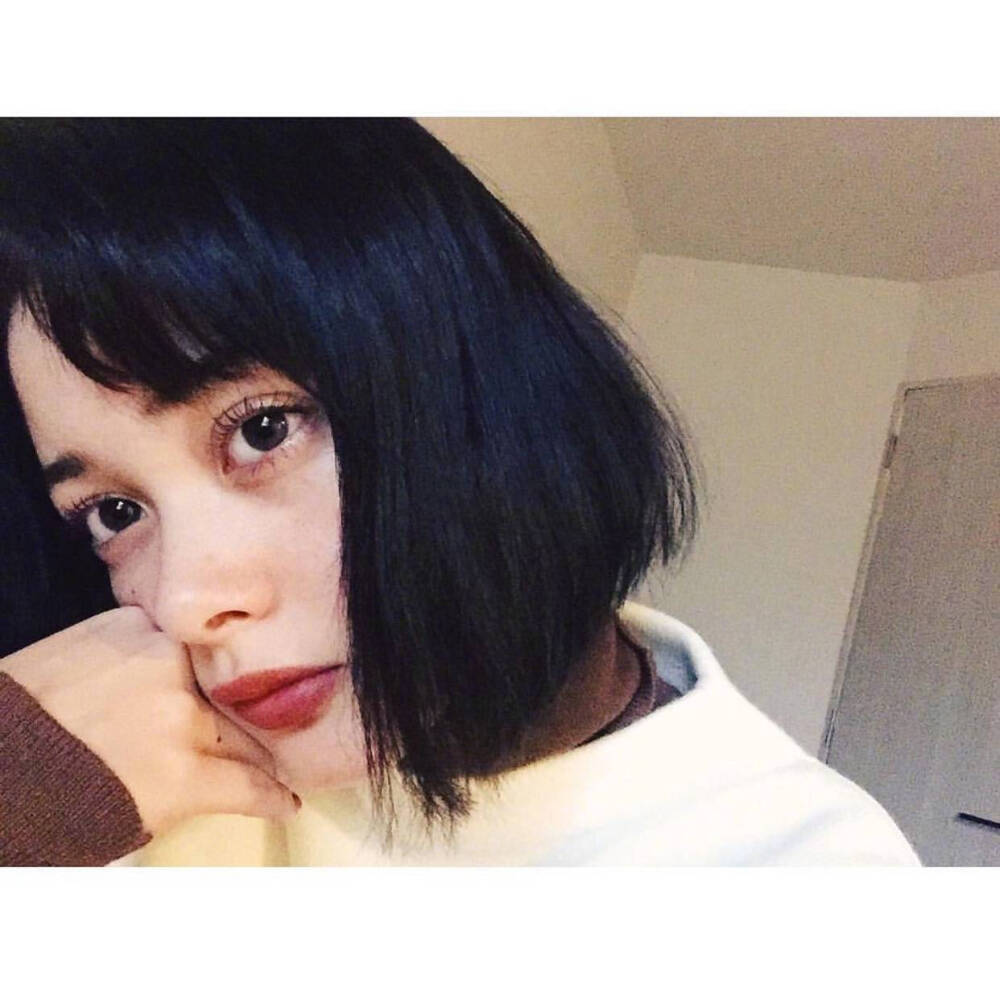 【头像】by初见你929
微信：Leejongsuk497 分享最新高清壁纸/头像/调色/教程