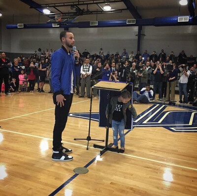 Stephen Curry 金州勇士 萌神库里 Champion