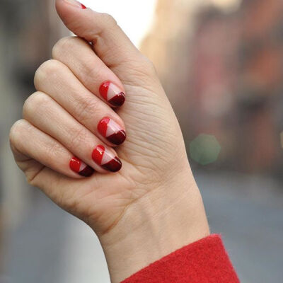 图片来源于ins：paintboxnails