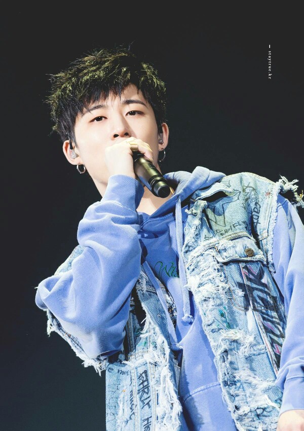 iKON B.I 金韩彬