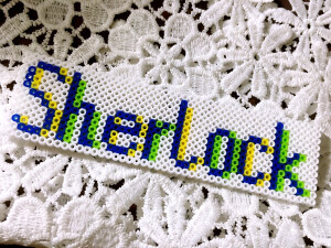 夏洛克夏洛克 拼豆名牌！超级喜欢夏洛克 福尔摩斯～～