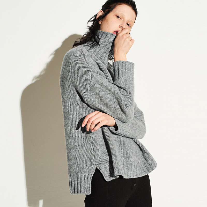 FRONTROWSHOP直筒侧开叉纯色针织套头毛衫 高领粗针毛衣