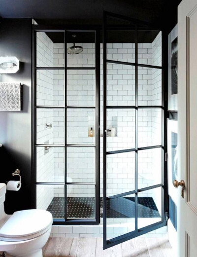 【Bathroom Trend】复古工业风的魅力，美好的浴室，能带来美好的私密时光。