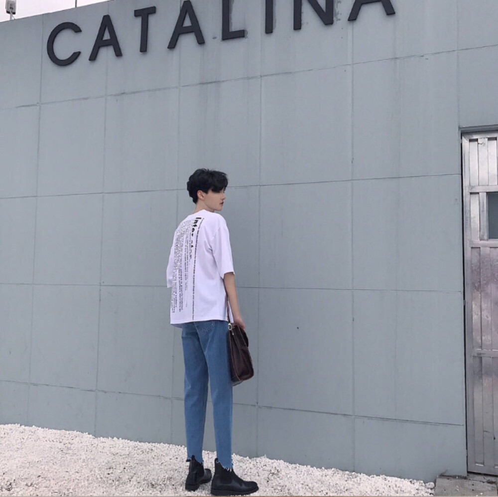 图源微博李李李由