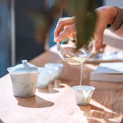 弄子里手绘茶具套装 牡丹淡雅马蹄盖碗品茗杯茶杯功夫茶杯送礼