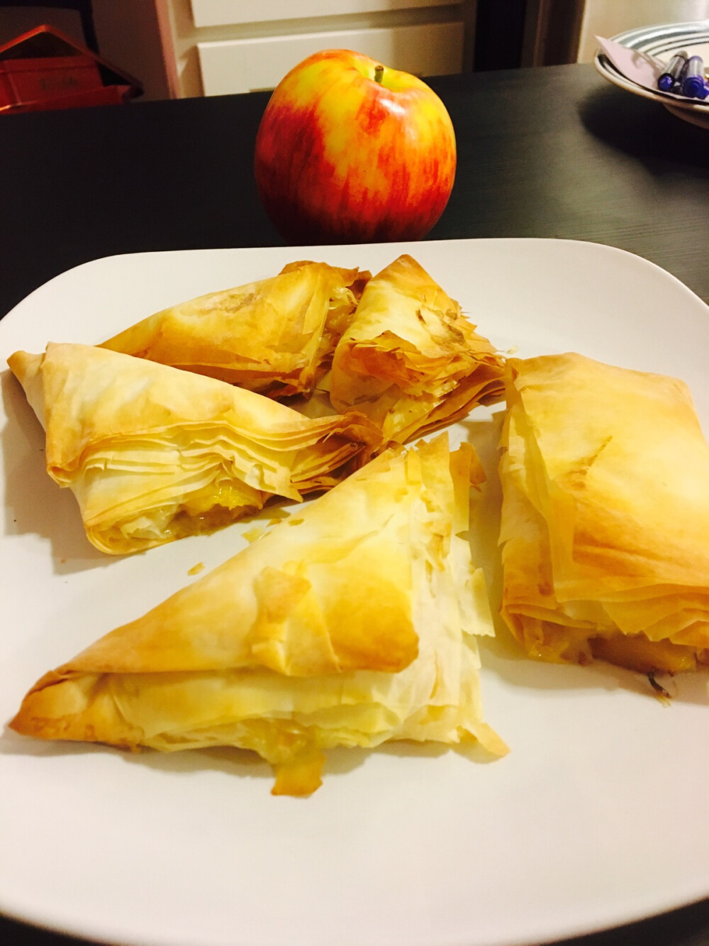 我的Apple turnovers 咯咯咯