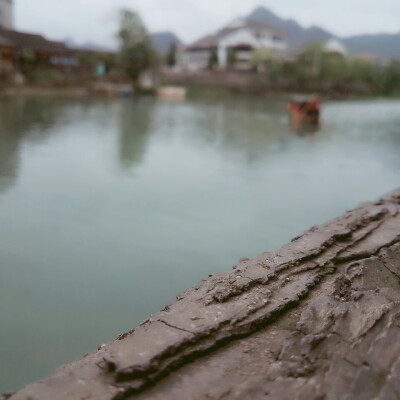 ·边城·
