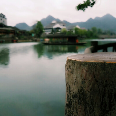 ·边城·