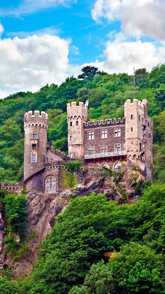 莱茵河畔的城堡