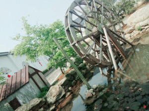 车如流水马如龙，花月正春风