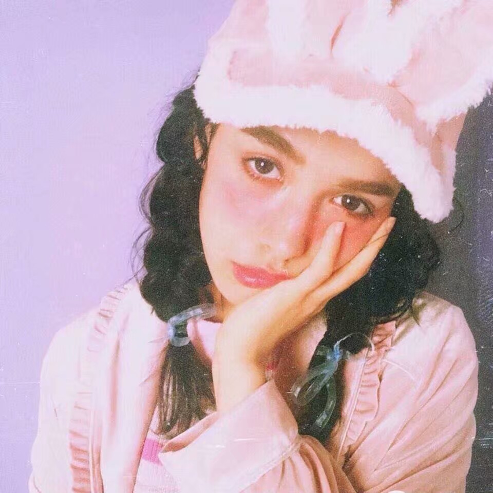 粉色少女欧美头像