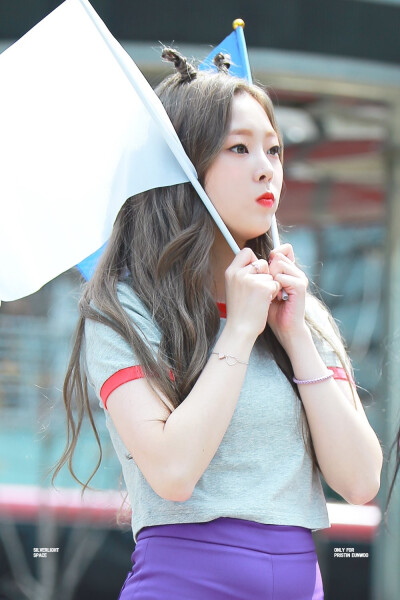 pristin 郑恩宇