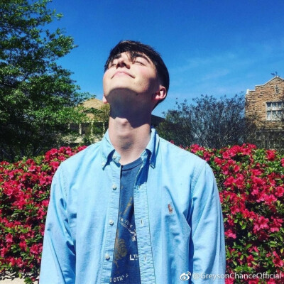 【这里是Greyson微博的搬运工:D】Patiently counting down until the summer - 耐心的倒计时等待夏天 ​​​​