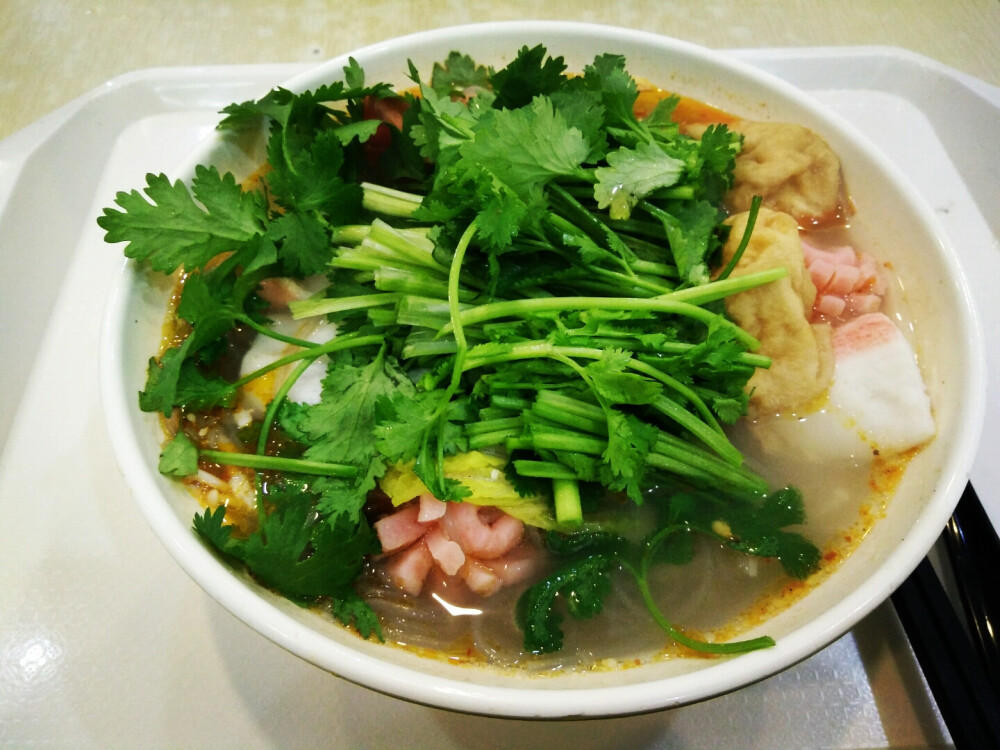 麻辣烫满满香菜