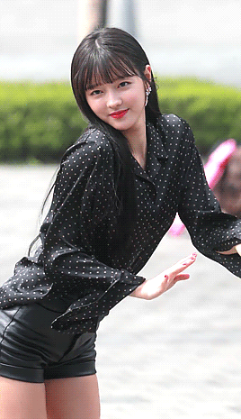 【Tumblr/喜欢收藏】OH MY GIRL由崔孝定、申惠真、金美贤、刘是我、玄胜熙、金祉呼、裴有彬、崔乂园8名成员组成