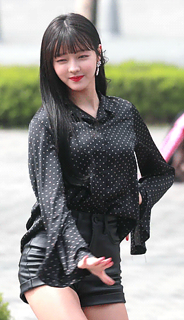 【Tumblr/喜欢收藏】OH MY GIRL由崔孝定、申惠真、金美贤、刘是我、玄胜熙、金祉呼、裴有彬、崔乂园8名成员组成
