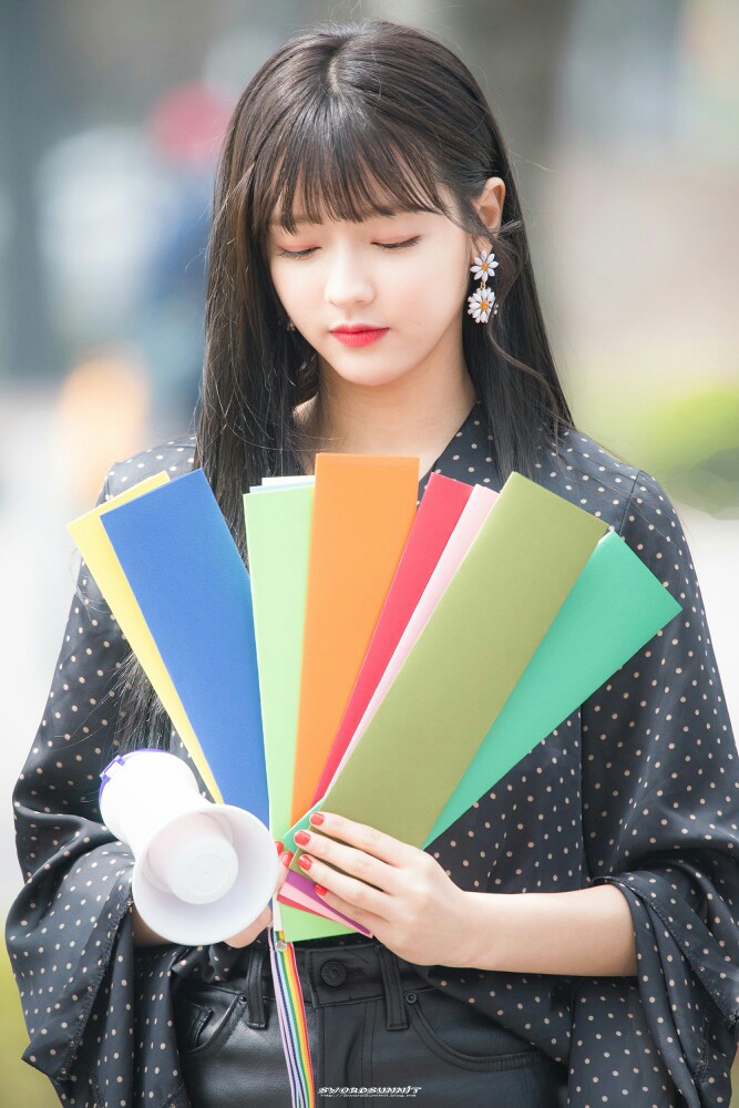 OH MY GIRL 刘是我 YooA