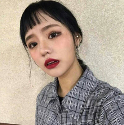 韩系女生头像 ✨个性 另类 韩范 ✨喜欢收藏点赞 ✨获取更多韩系头像 关注微博:Koreastyle头像_✨