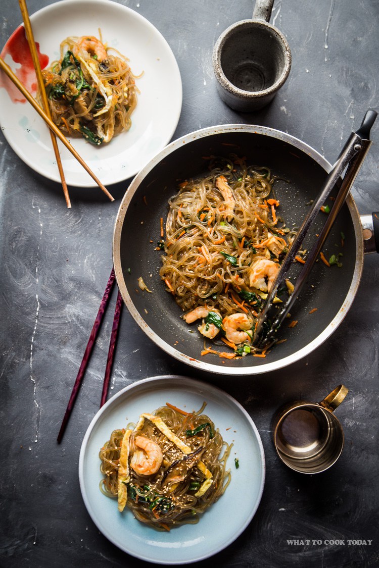 Japchae (Korean Sweet Potato Glass Noodle Stir fry)