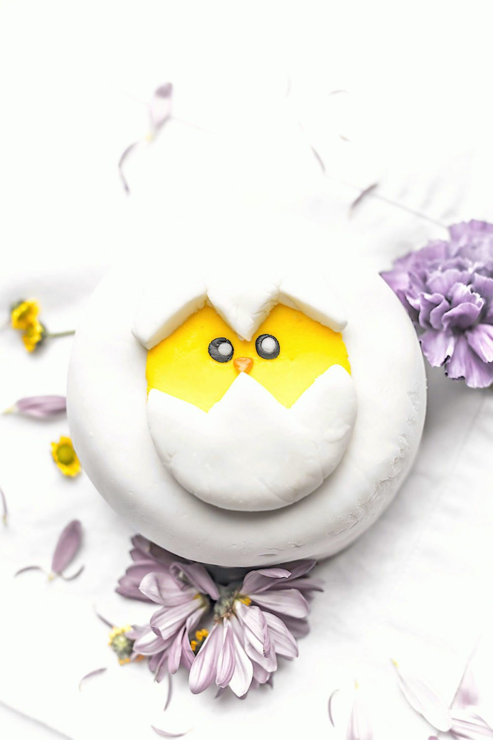 Fondant Easter Chick Mini Cake {Gluten-Free} | fromentfree.com