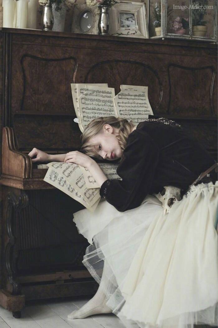 怕你欣赏不来我的世界，所以我也就懒得去开门