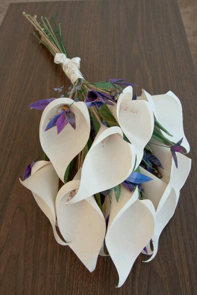 马蹄莲纸花