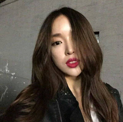 韩系女生头像 ✨个性 另类 韩范 ✨喜欢收藏点赞 ✨获取更多韩系头像 关注微博:Koreastyle头像_✨