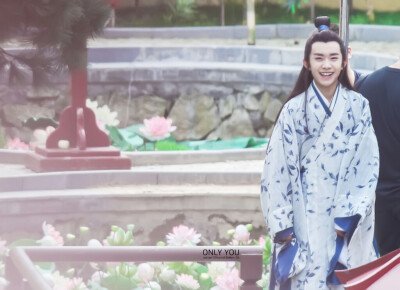 梨涡都出来啦！