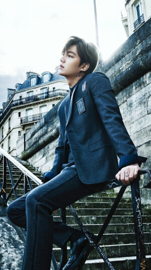 李敏镐男生头像♥家居♥闺蜜头像♥♥黑白 绘画  ™✔  素描    ™✔ 水彩   ™✔  彩色 ™✔ 男头™✔男生头像™✔女生头像♞女头♞韩国头像™✔™✔欧美头像™✔情侣头像™✔小清新头像™✔背影头像™✔文字头像™✔复古头像™✔意境头像™✔黑白头像™