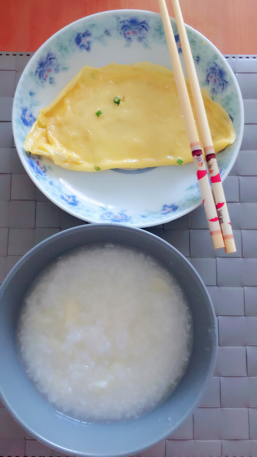 月子餐—白米山药粥、麻油蛋饼