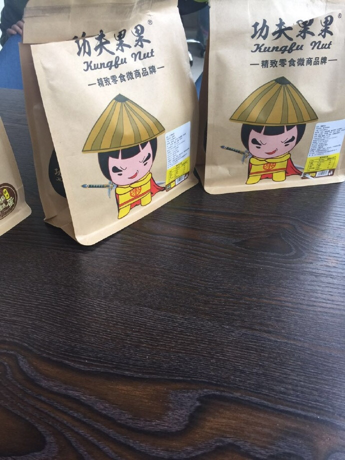 功夫果果品牌零食醋椒凤爪