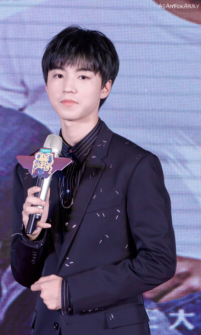 #王俊凯# #TFBOYS王俊凯# #TFBOYS# cr楼下阿三婆