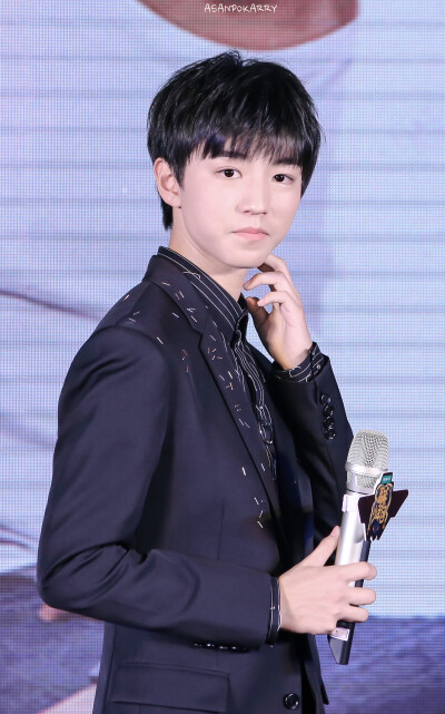 #王俊凯# #TFBOYS王俊凯# #TFBOYS# cr楼下阿三婆