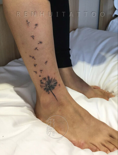 上海纹身 上海任辉刺青纹身作品——蒲公英