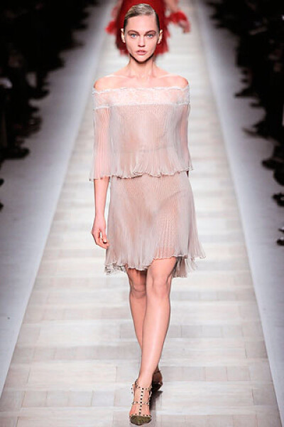 Valentino 2010 秋冬高级成衣