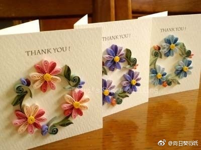 #衍纸# 一组小而美的卡片，都是简单的部件，觉得特别合适新手，都是外网的衍纸爱好者门的作品，作者见水印哦 ​​​​