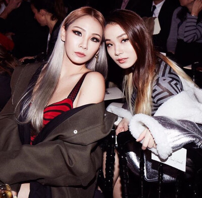 CL and her sister