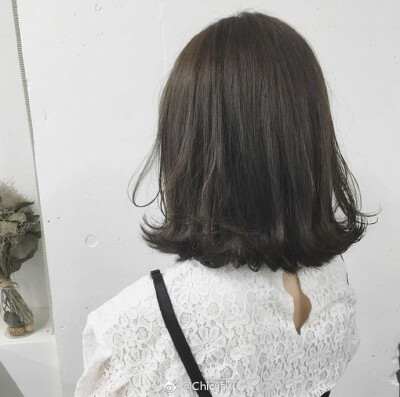 | Chic Beauty | 今年流行潮是齐边儿的外卷短发 ​​​​